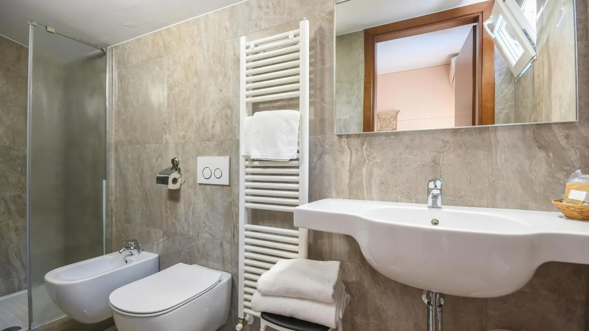 Couette-café B&B America Sirmione