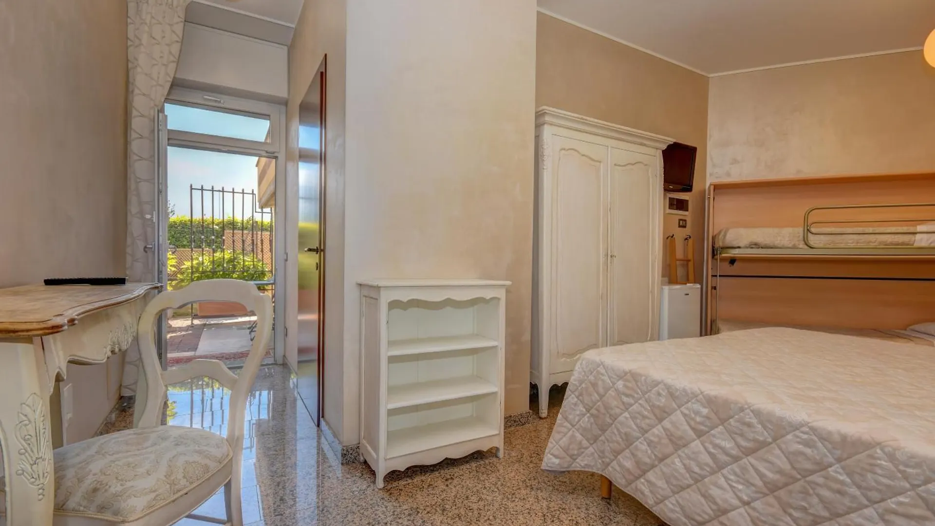 B&B America Sirmione